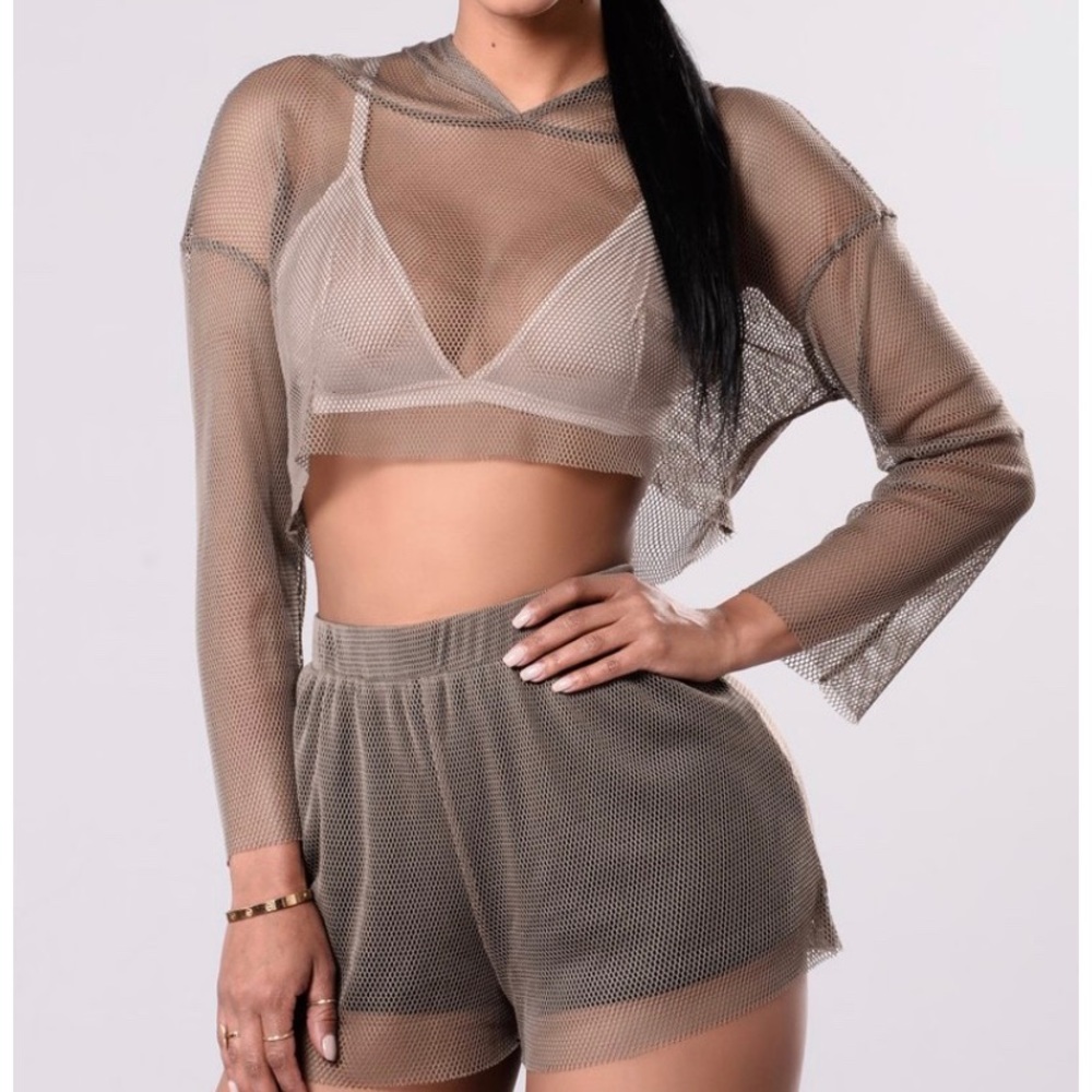 Two piece set
